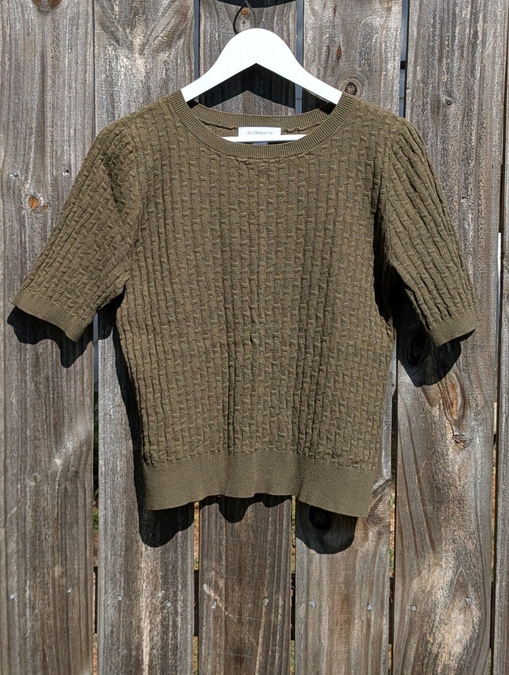 Liz Claiborne SS Crew Neck Green Sweater Sz Medium Cotton/Acrylic Blend